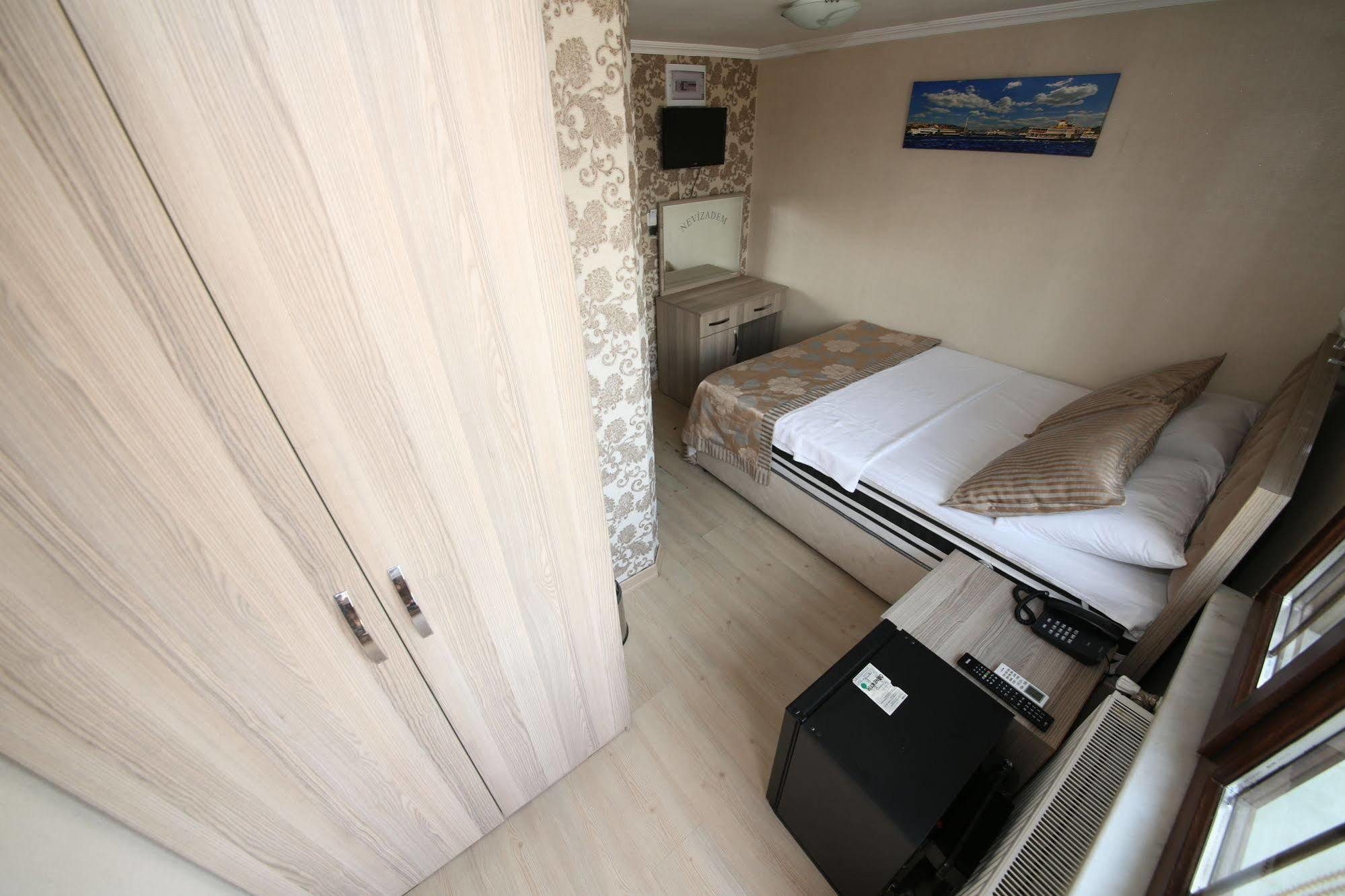 My Nevizadem Couette-café 3*